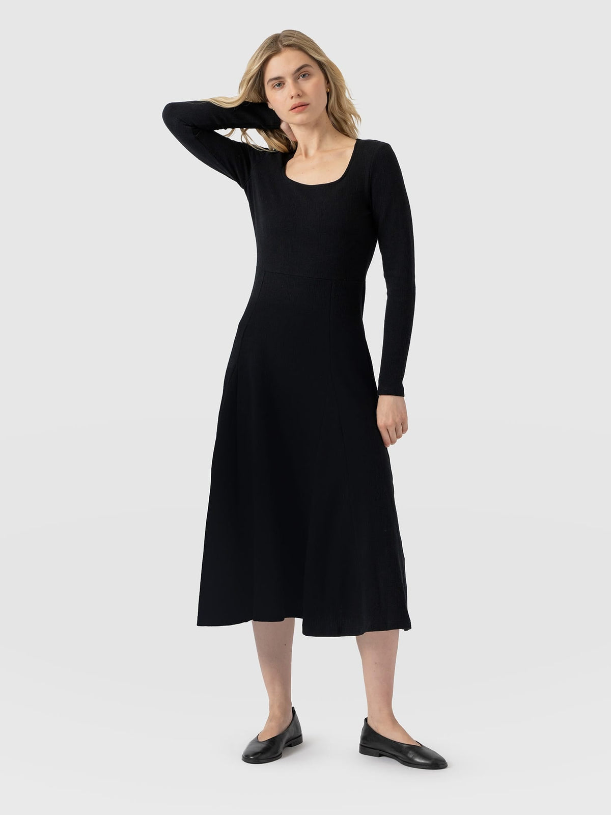 Akia Long Sleeve Dress