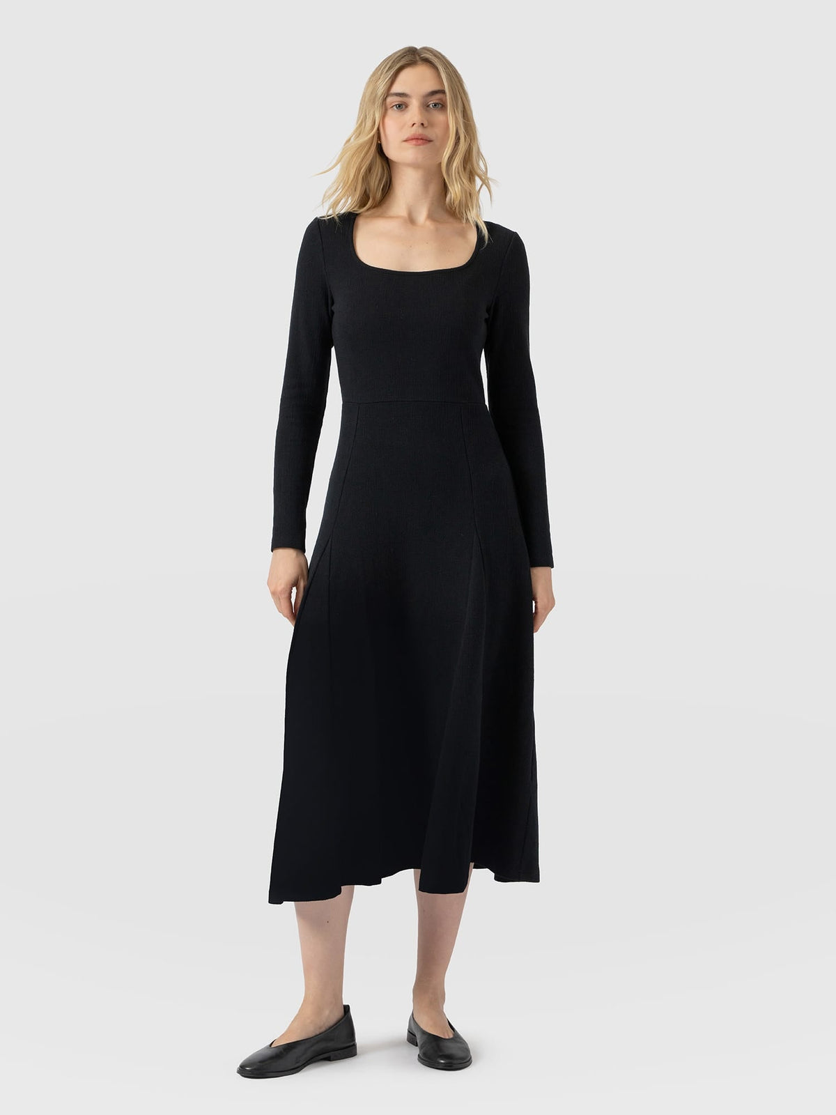 Akia Long Sleeve Dress