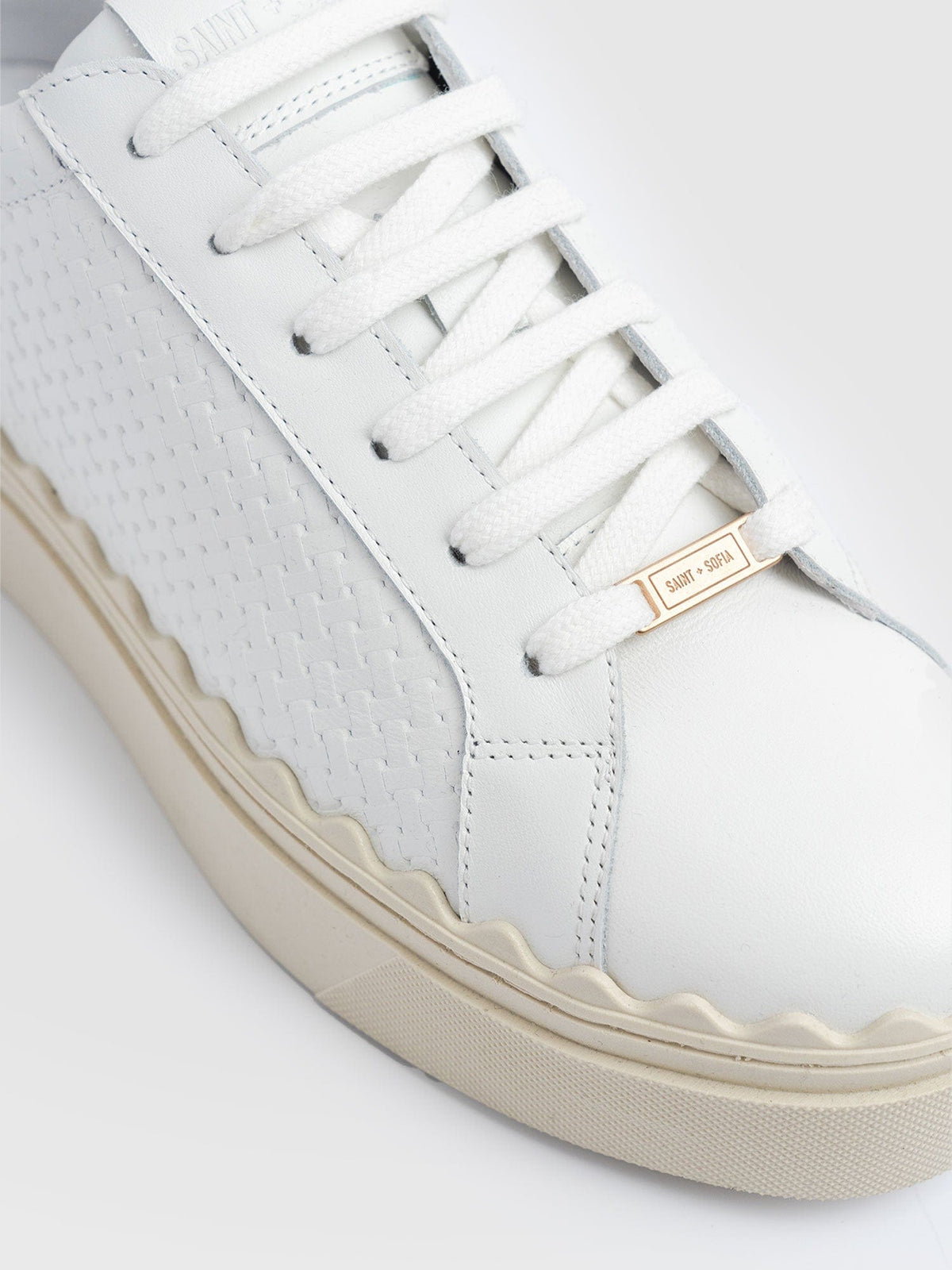 Brook Scallop Sneaker